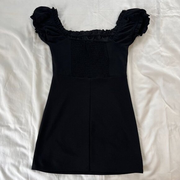 Kendall & Kylie Black Cap Sleeve Ruched Chest Mini Dress | Size S - Picture 4 of 7